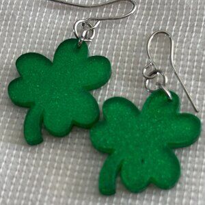 Green Shamrock Dangle Earrings | St. Patrick’s Day | Costume Jewelry